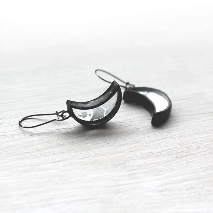 silver-half-moon-earrings-3